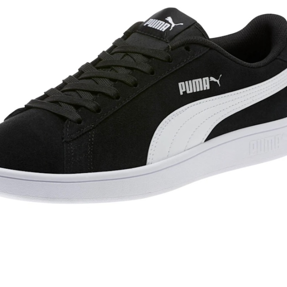 NIB Men’s Puma Smash v2